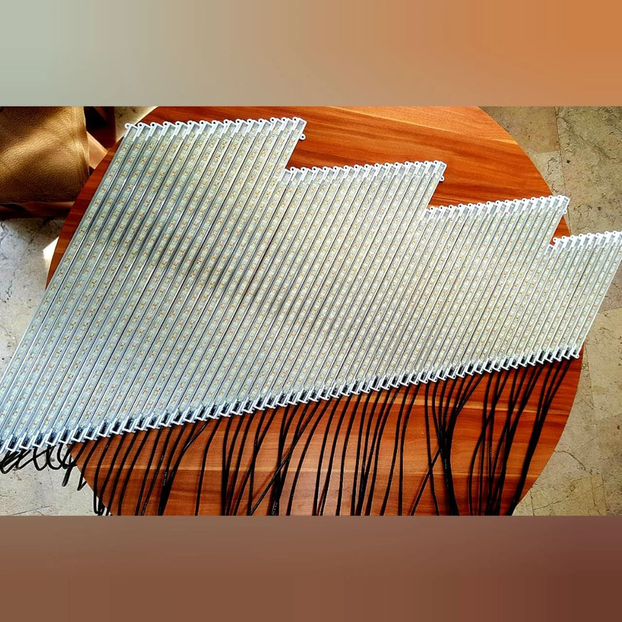 چراغ خطی لاینی ضدآب لاینر یک متری 1 چراغ خطی لاینی ضدآب لاینر یک متری