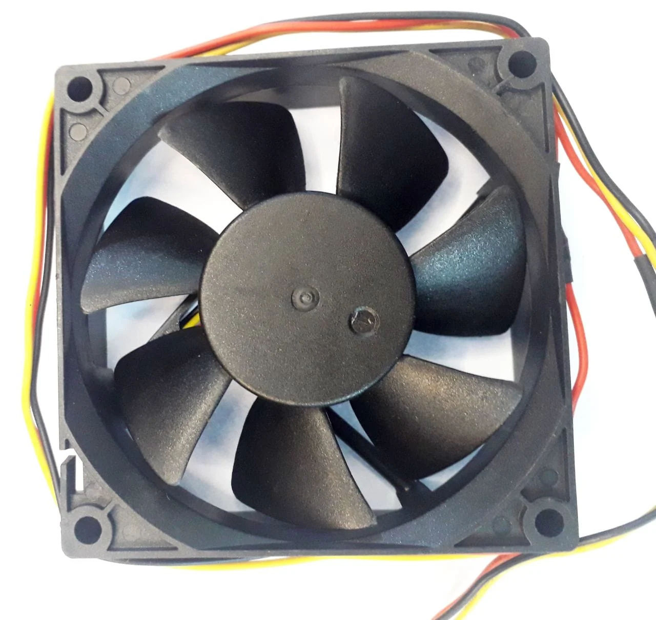 فن 8 در 8 آدا 12 ولت ضخامت 2.5 0.08 آمپر 2 فن 8 در 8 آدا 12 ولت ضخامت 2.5 0.08 آمپر