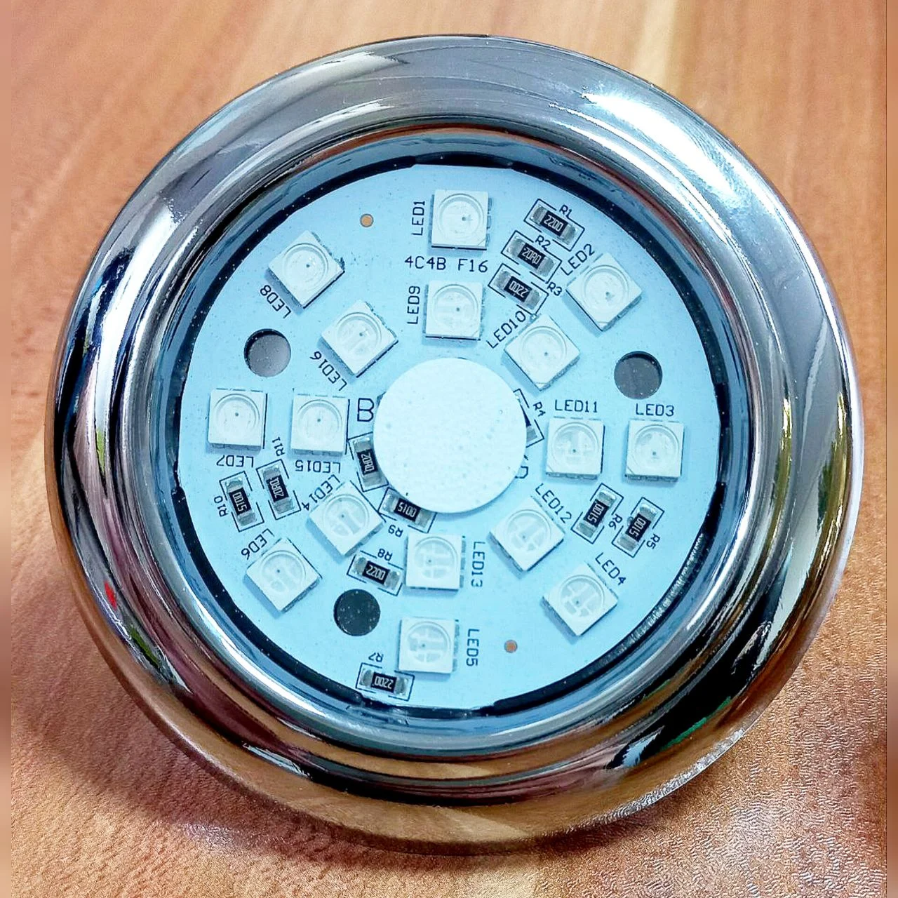 چراغ مخصوص وان و جکوزی و استخر پیش ساخته استیل 2 چراغ مخصوص وان و جکوزی و استخر پیش ساخته استیل