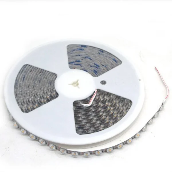 ال ای دی نواری لنزدار 24 ولت تراکم 60 حلقه 20 متری 4 ال ای دی نواری لنزدار 24 ولت تراکم 60 حلقه 20 متری