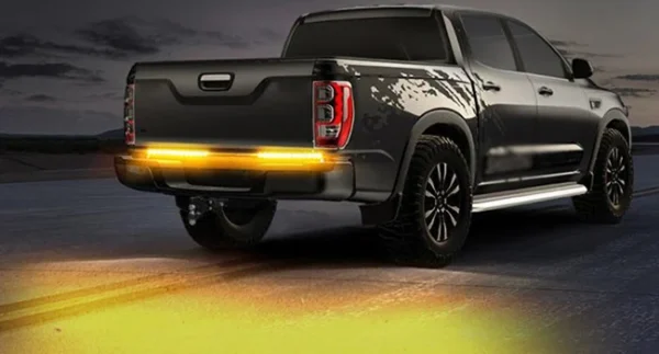 نوار LED سپر عقب خودرو با افکت راهنما و ترمز